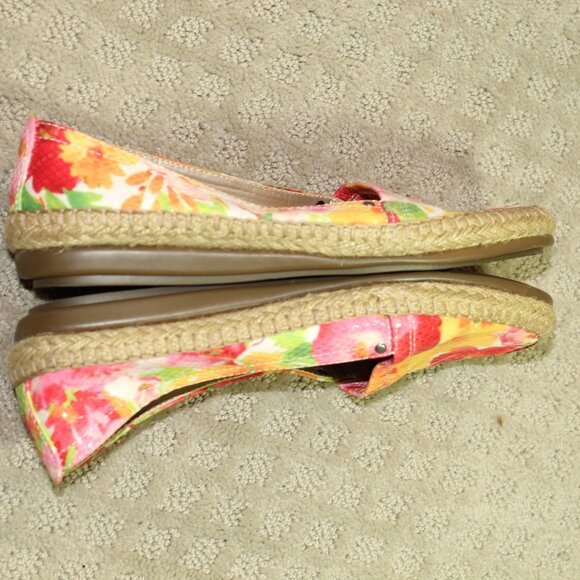 Aerosoles Women's Sz 6.5 Floral Espadrille Flats - Picture 4 of 6